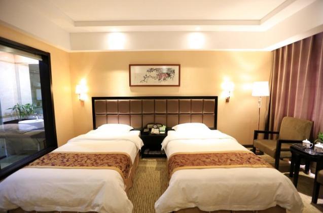 Jinan Yue Ming Xuan Hotel Exterior photo